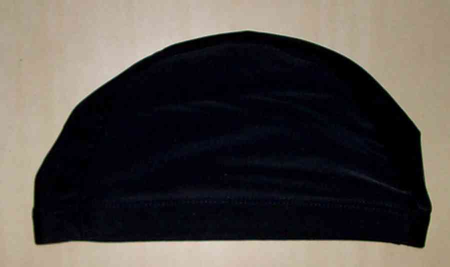 topi renang / sepeda hitam